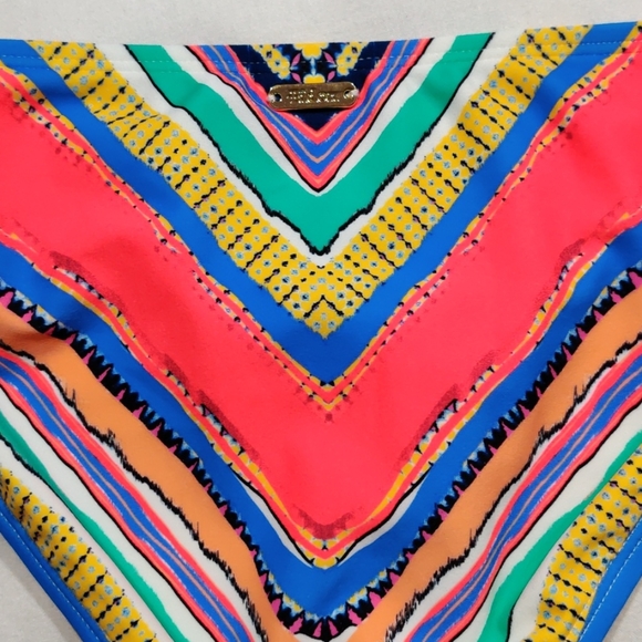 Eidon surf bikini bottoms with side cutout straps - Picture 5 of 5